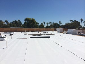 InsulRoof SP: Low-Sloped Roofing Solution for Arizona Commercial Project