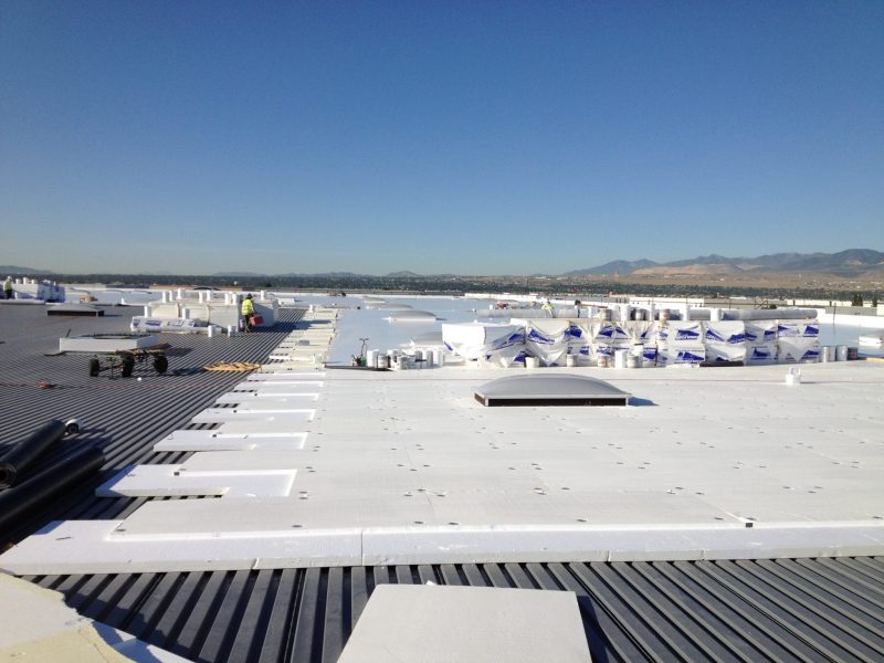 Saving on Labor and Material Costs for Roof Insulation