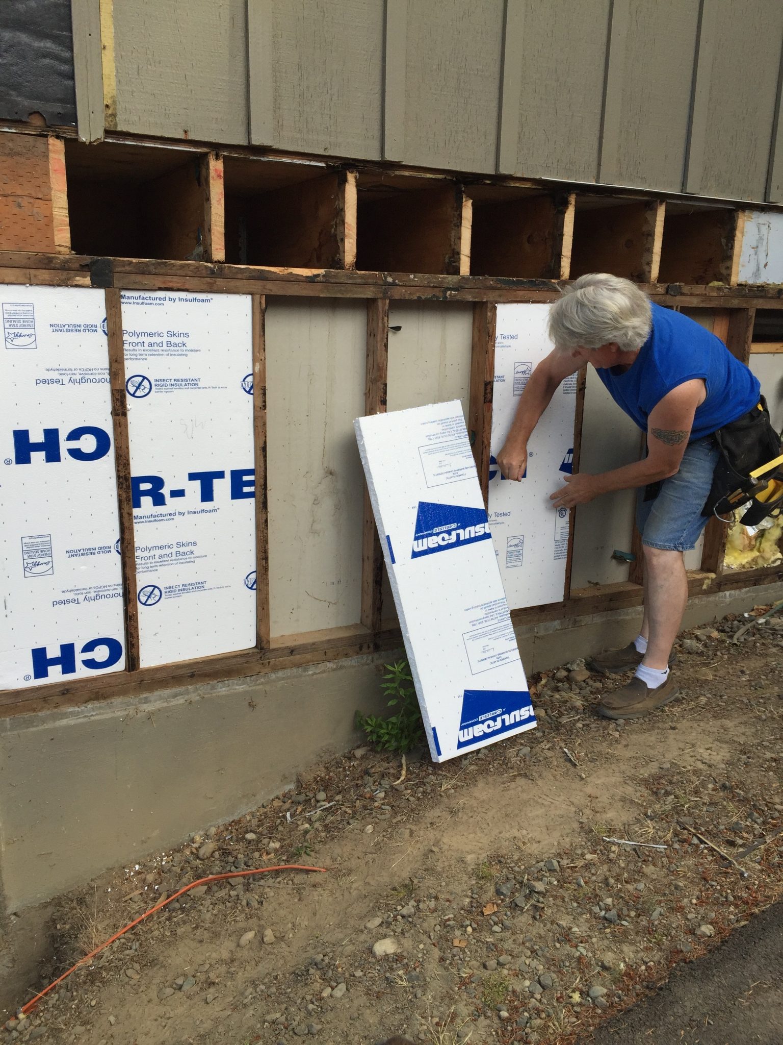 How to Cut Rigid Foam Insulation: 15 Steps (with Pictures)